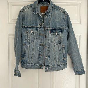 Levi’s Trucker Jacket